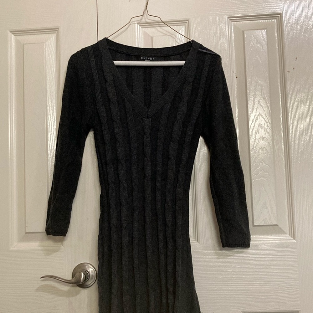 Nine West Black V-Neck Sheath Dress 3/4 Sleeve
